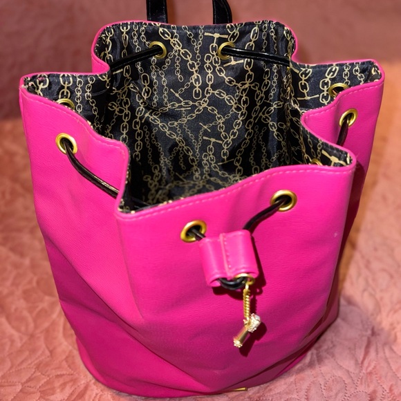 Juicy Couture Vibrant Pink Drawstring Backpack - Picture 4 of 8